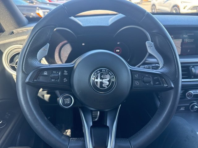 Used 2024 Alfa Romeo Stelvio Veloce image 14