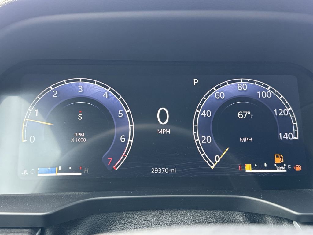 Used 2024 Jeep Grand Cherokee L Limited w/ Luxury Tech Group II image 12