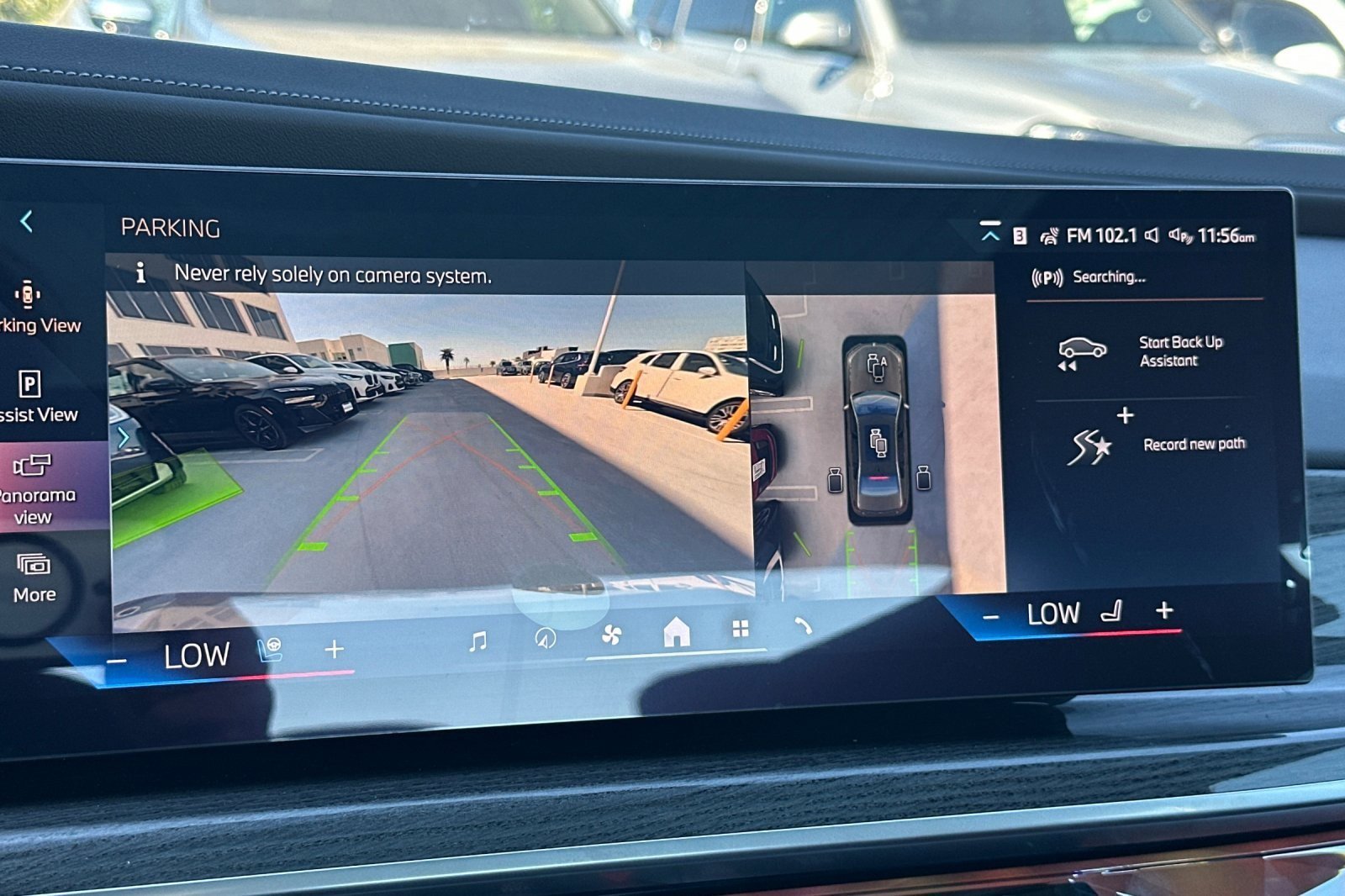 New 2026 BMW 750e xDrive w/ Executive Package AWD/4WD image 18