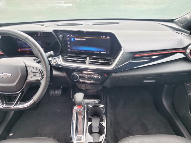 Certified 2024 Chevrolet Trax RS w/ Driver Confidence Package FWD image 16