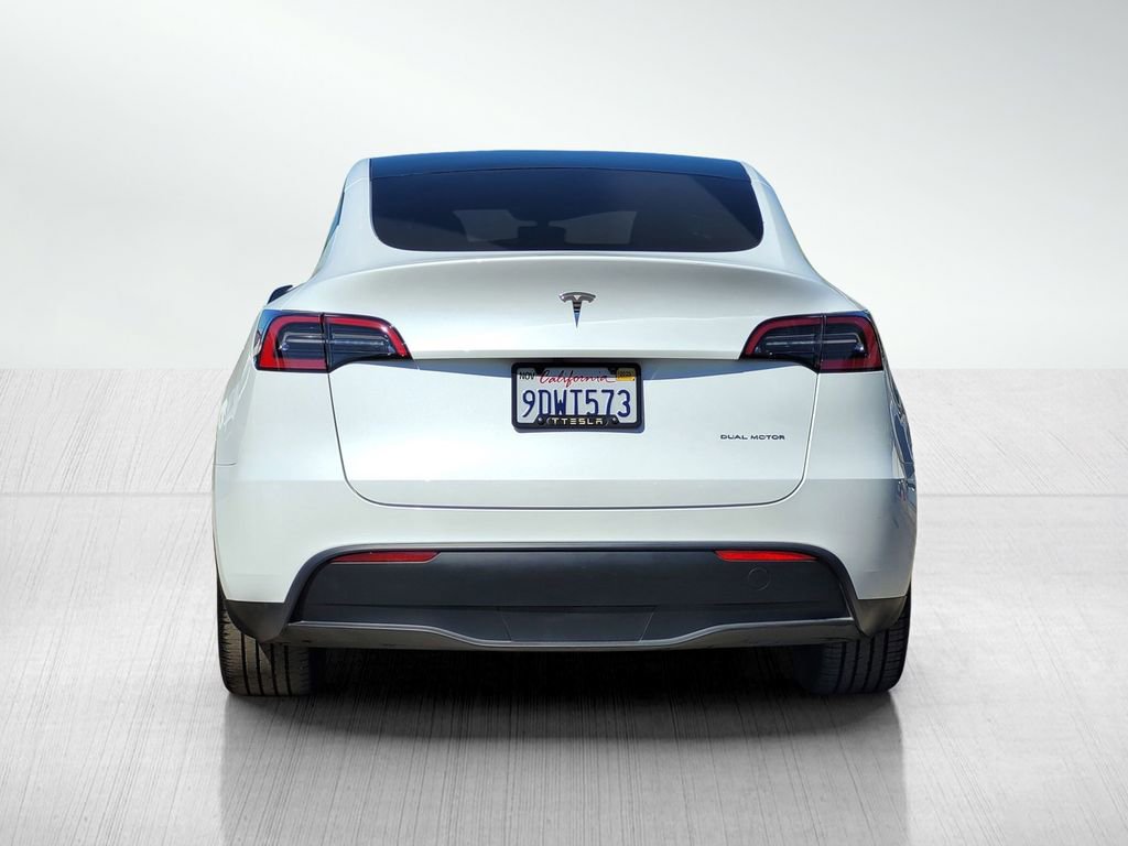 Used 2023 Tesla Model Y Long Range image 5