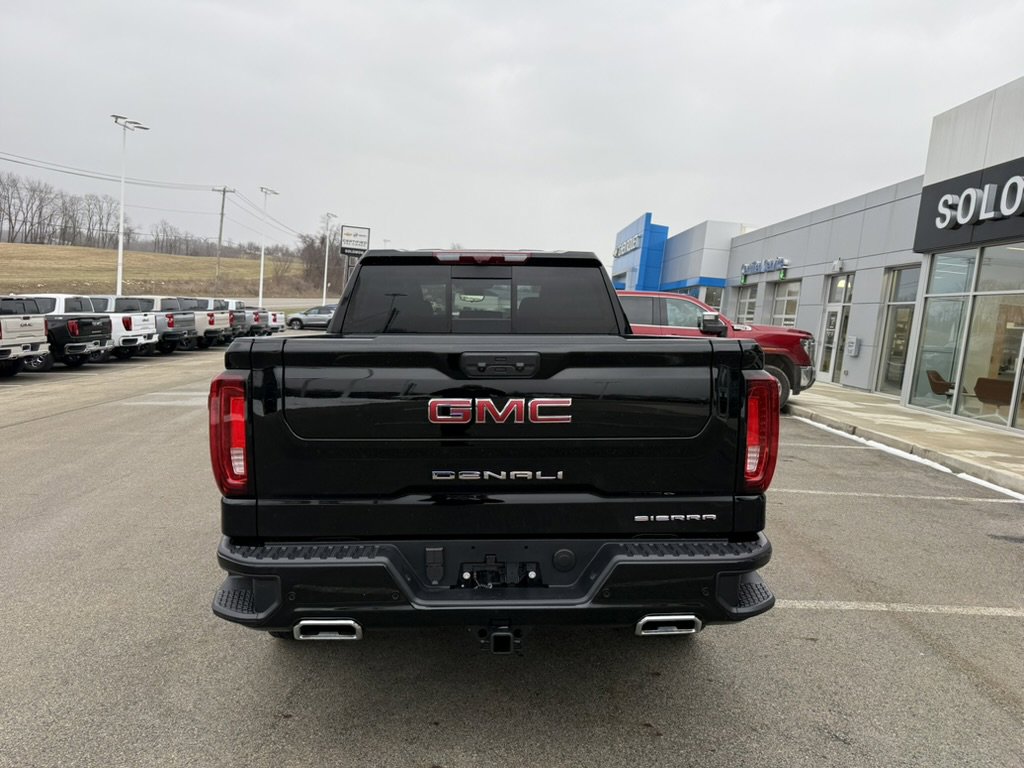 New 2026 GMC Sierra 1500 Denali w/ Denali Reserve Package image 4