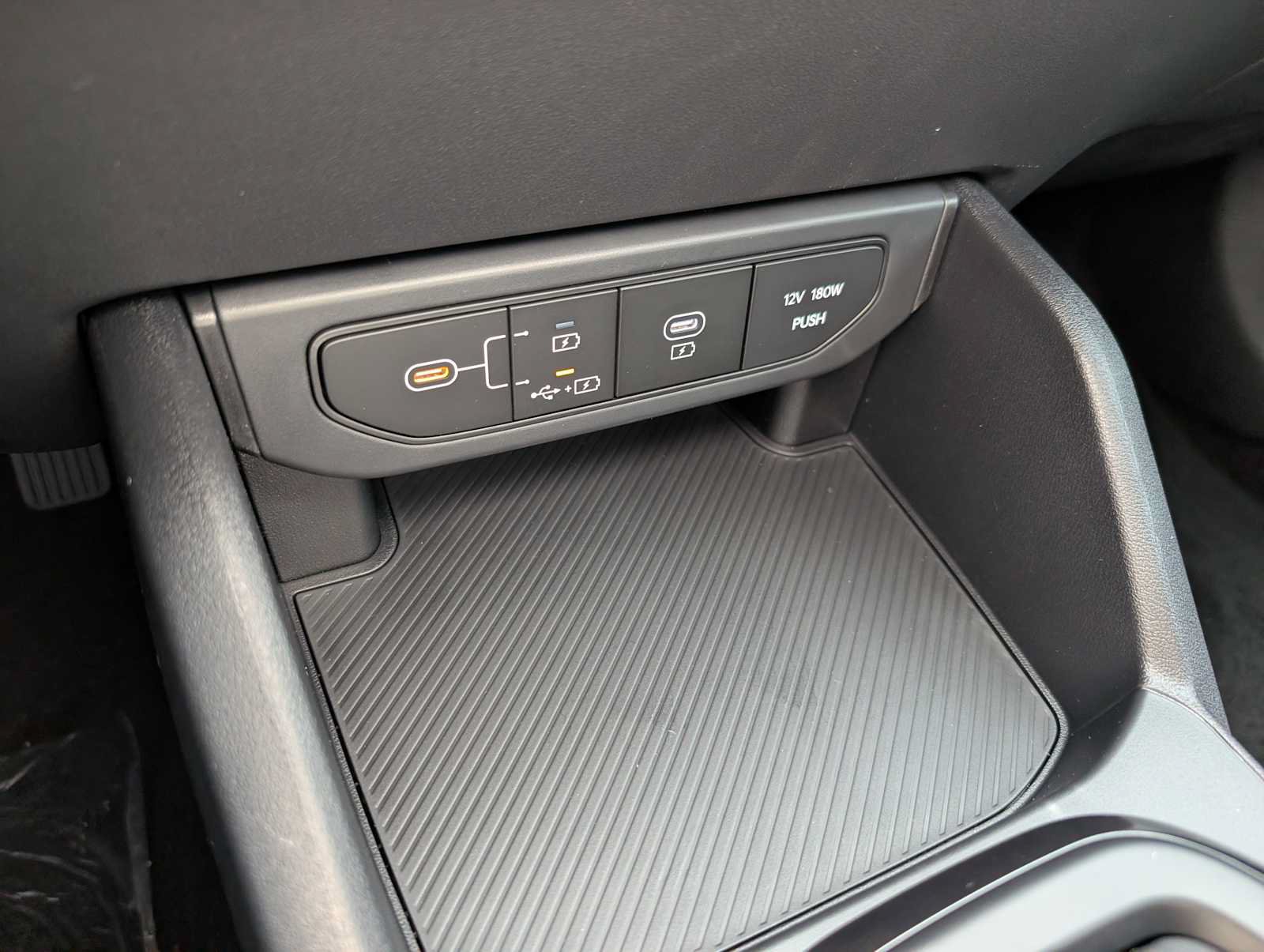 New 2026 Kia K4 FWD image 22