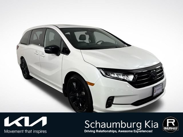 Used 2023 Honda Odyssey Sport image 3