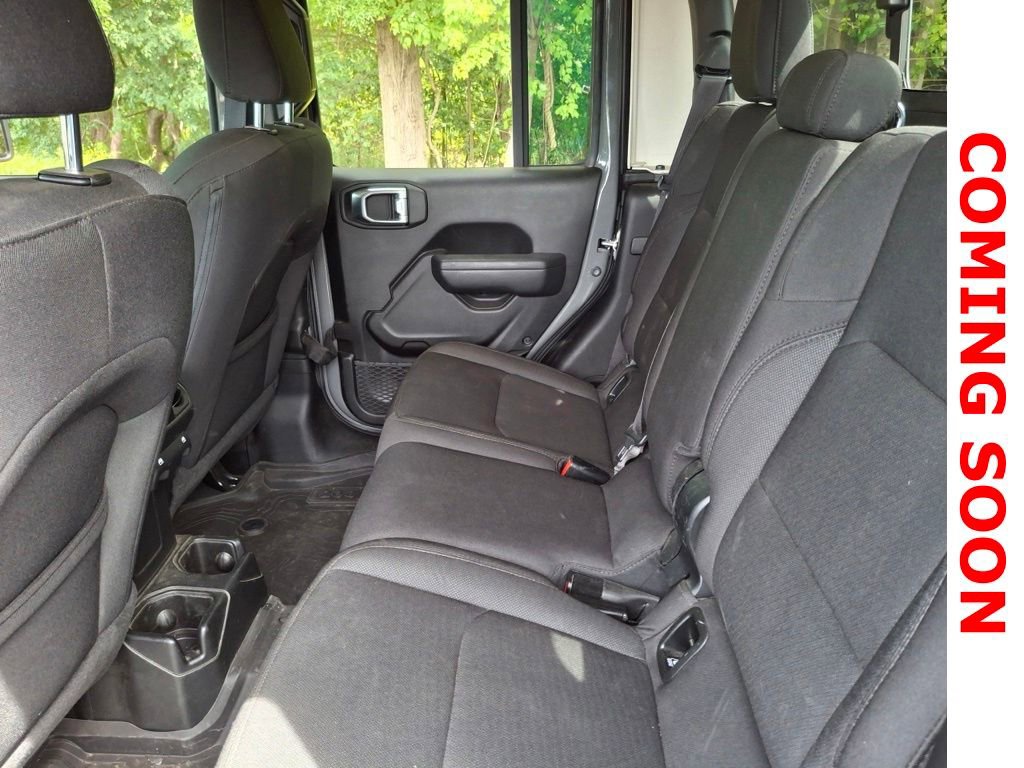 Used 2023 Jeep Gladiator Sport AWD/4WD image 8