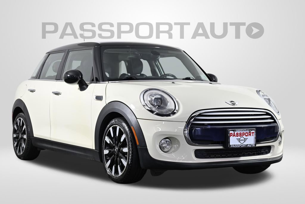 Used 2015 MINI Cooper 4-Door Hardtop FWD image 3