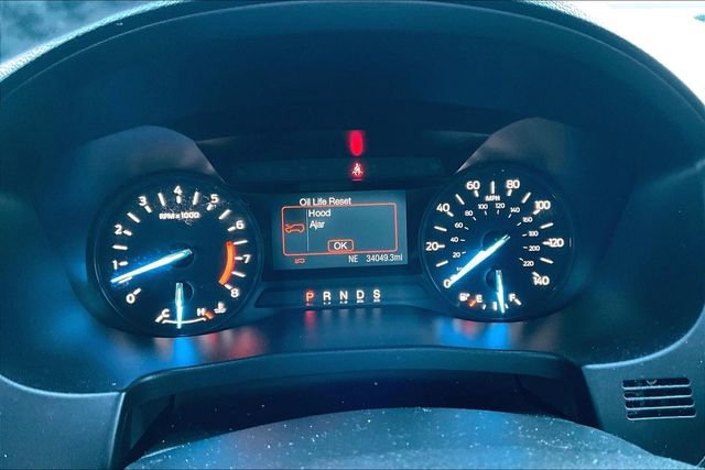 Used 2019 Ford Explorer XLT image 12