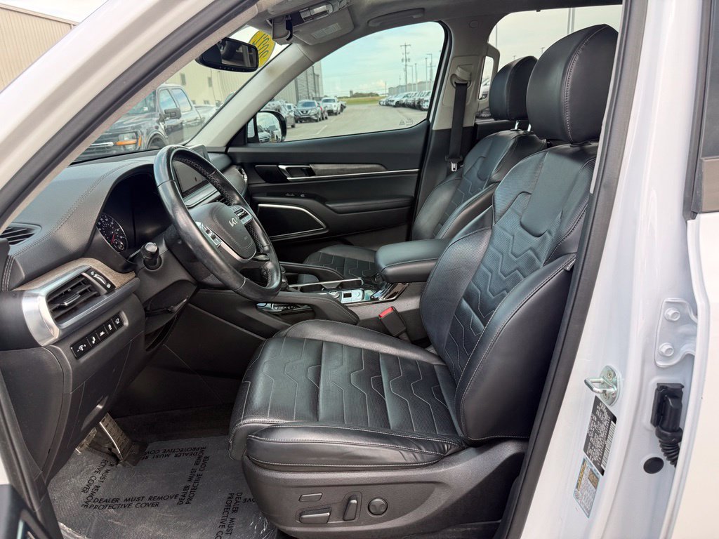 Used 2022 Kia Telluride SX w/ SX Prestige Package AWD/4WD image 5