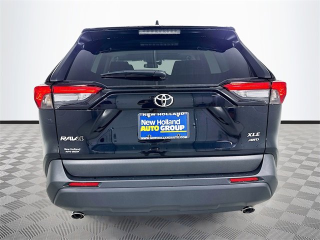 New 2025 Toyota RAV4 XLE image 5