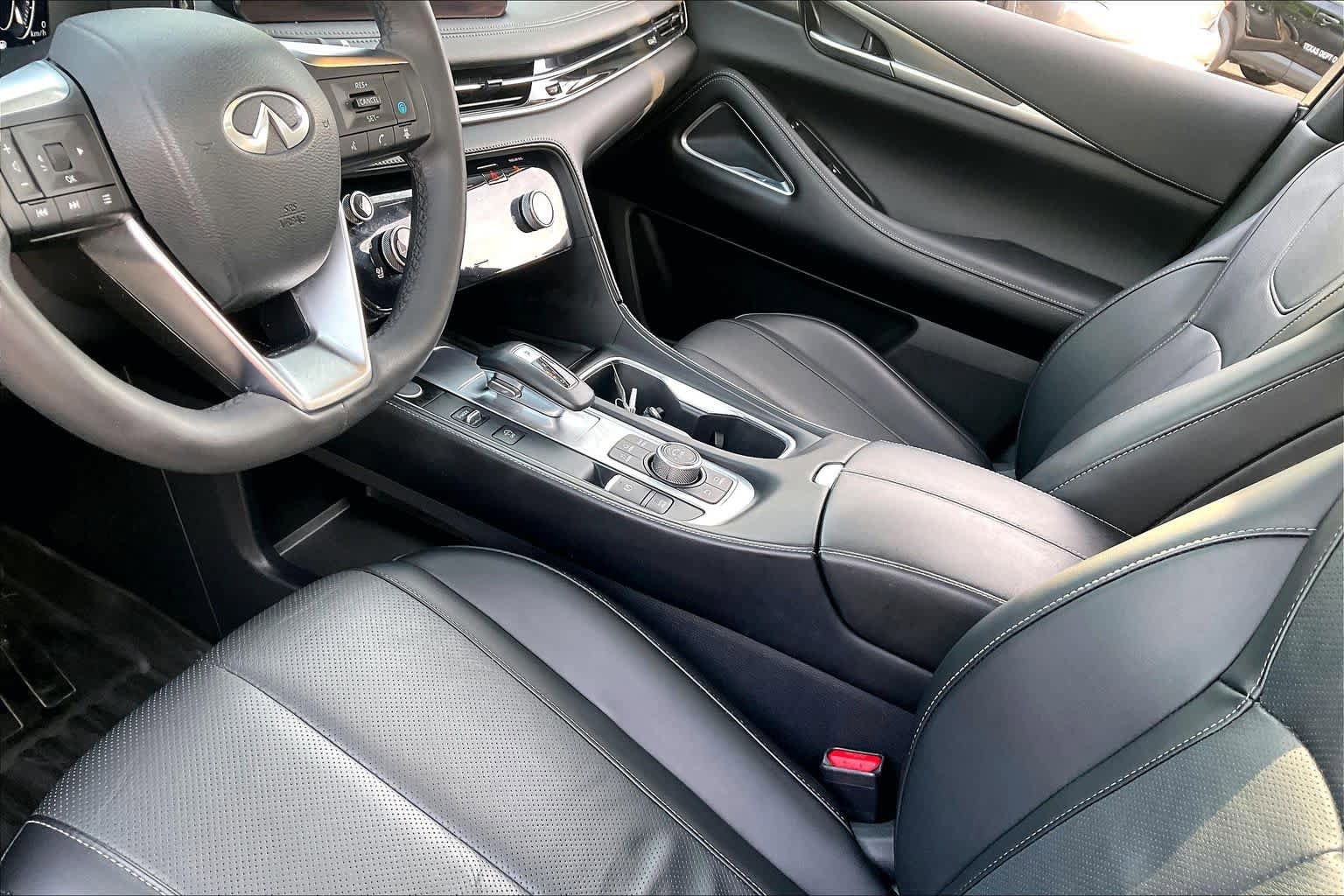 Used 2024 INFINITI QX60 Luxe w/ Vision Package FWD image 16