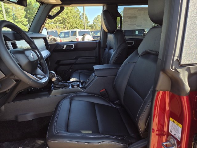 New 2026 Ford Bronco Outer Banks w/ Sasquatch Package AWD/4WD image 10