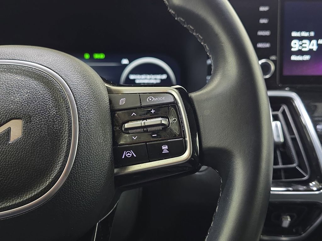 Used 2023 Kia Sorento SX image 21
