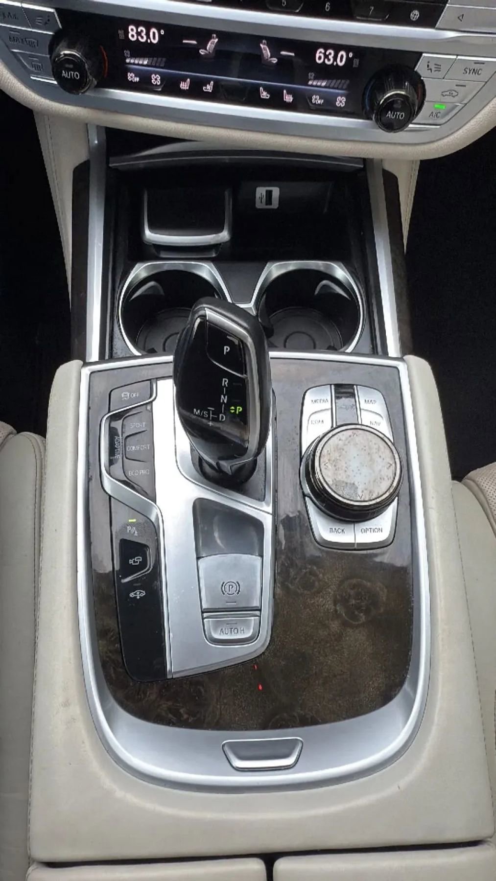 Used 2016 BMW 750i xDrive AWD/4WD image 20
