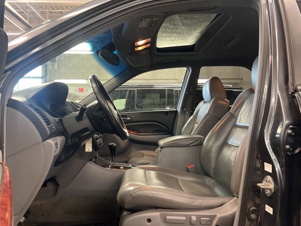 Used 2004 Acura MDX Touring image 11