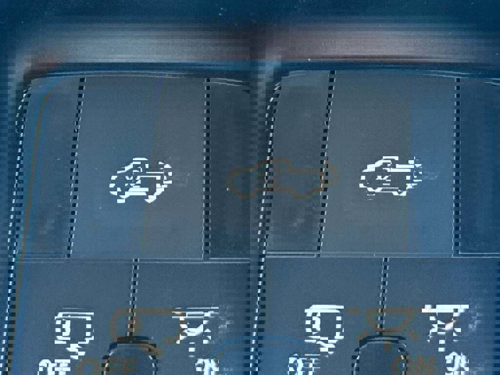 New 2026 RAM 2500 Laramie w/ Night Edition image 40