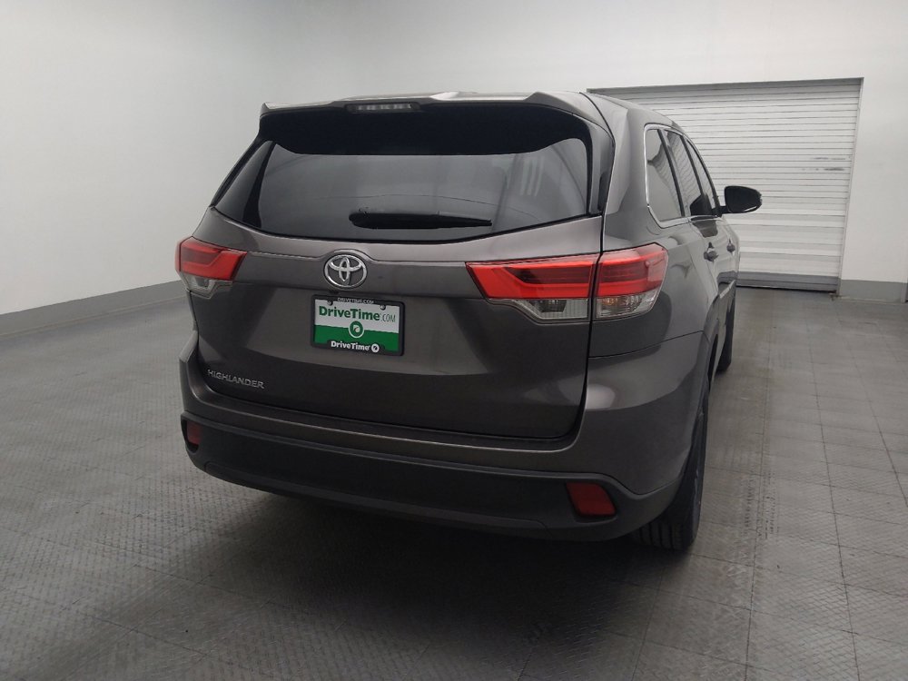 Used 2019 Toyota Highlander LE FWD image 7