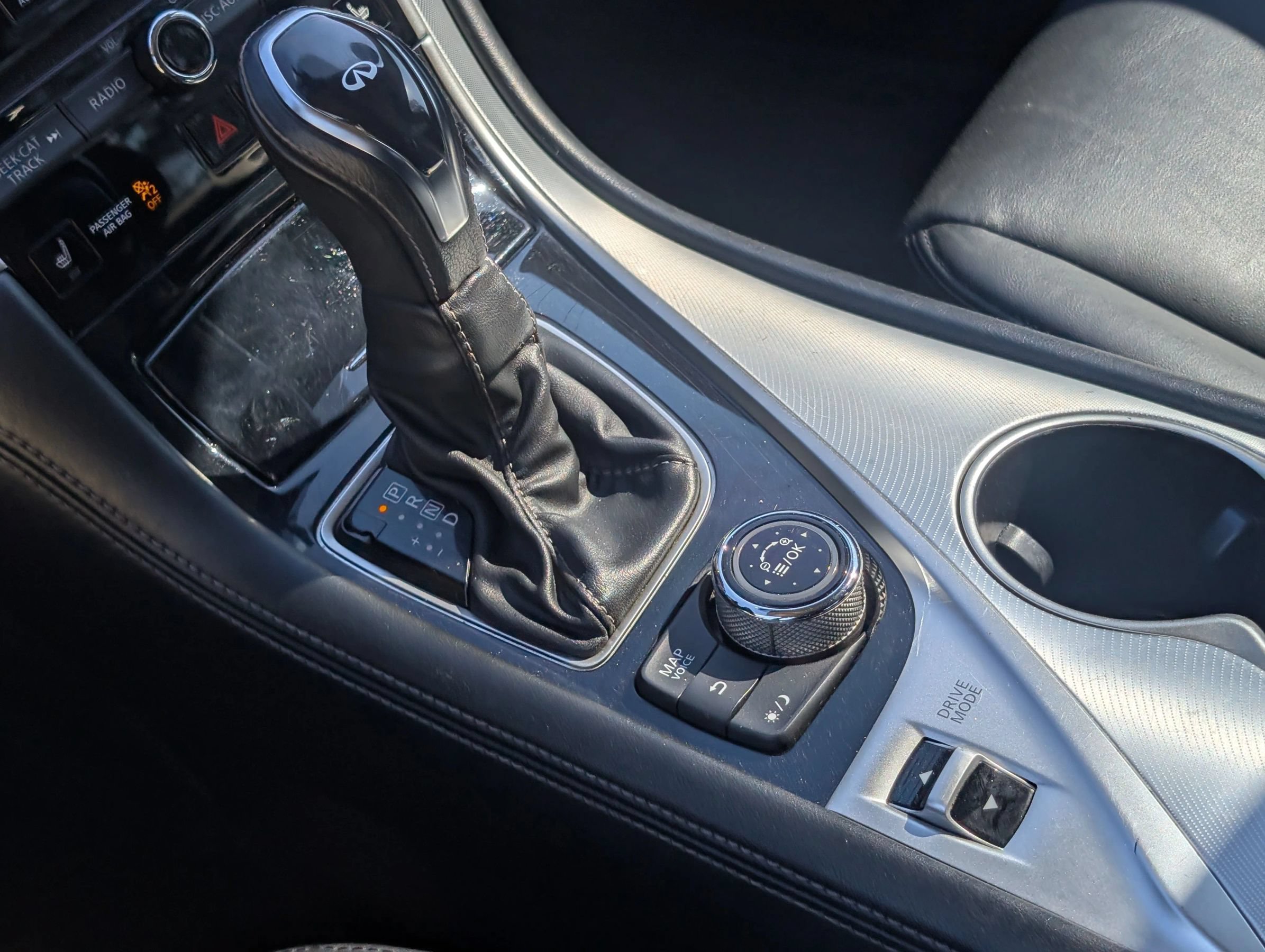 Used 2019 INFINITI Q50 Luxe w/ Essential Package (3.0T Luxe) RWD image 27