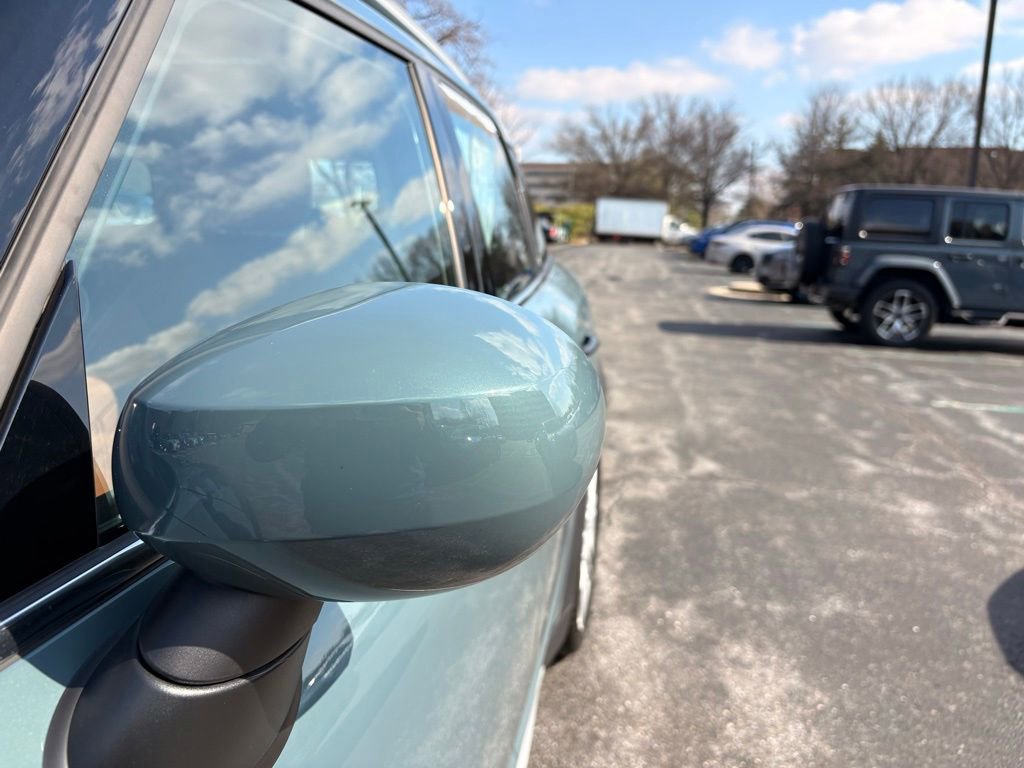 Used 2023 MINI Cooper Countryman S w/ Signature Upholstery Package AWD/4WD image 11