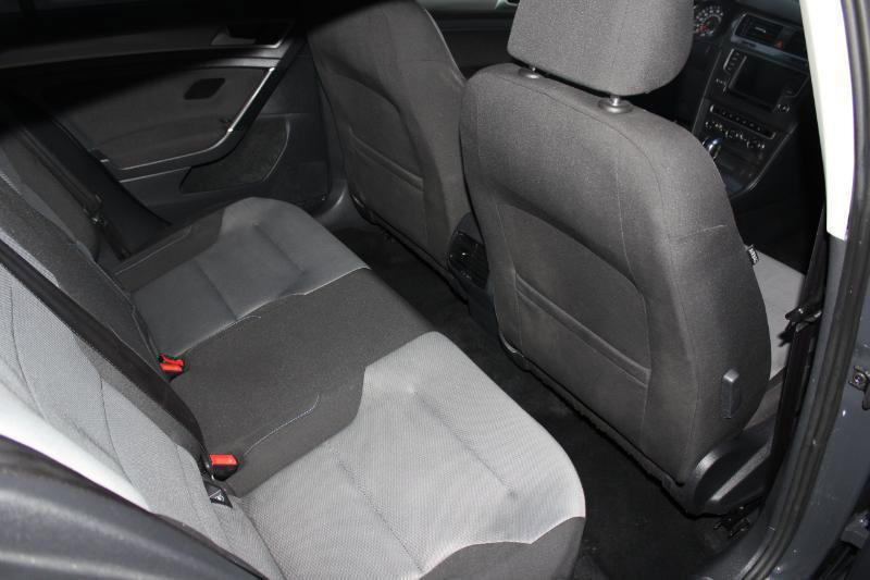 Used 2016 Volkswagen e-Golf SE FWD image 15