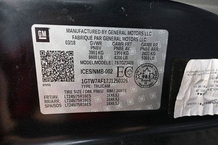 Used 2018 GMC Savana 2500 image 43