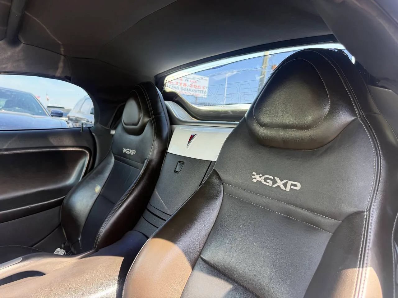 Used 2008 Pontiac Solstice GXP RWD image 21