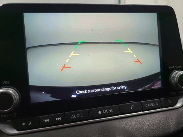 Used 2024 Nissan Sentra SV FWD image 29
