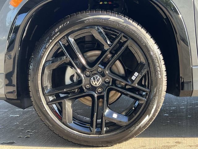 New 2026 Volkswagen Tiguan SE R-Line image 6