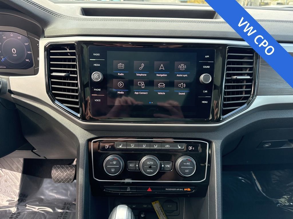 Certified 2023 Volkswagen Atlas SE w/ Panoramic Sunroof Package AWD/4WD image 17