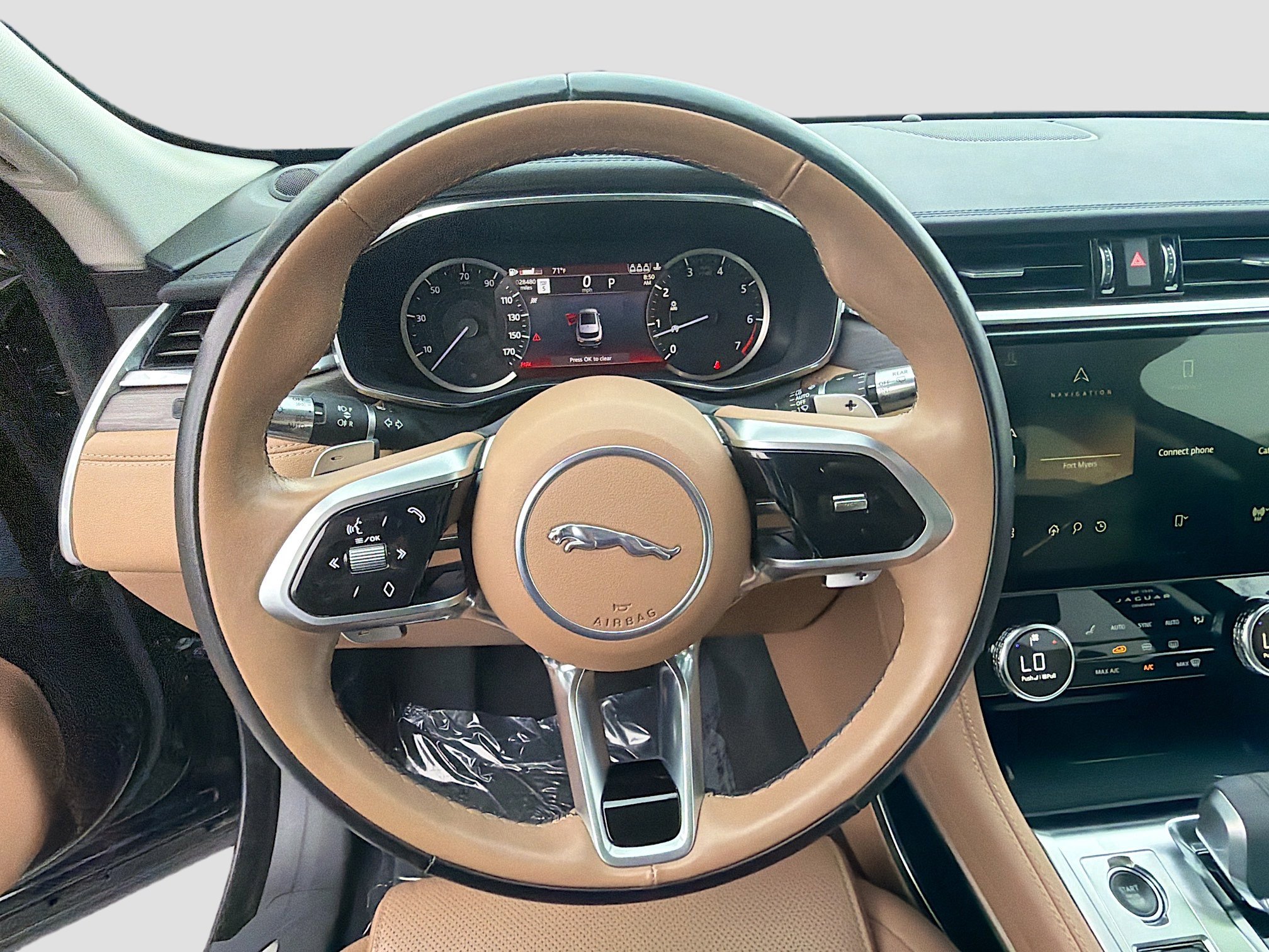 Used 2022 Jaguar F-PACE S image 39