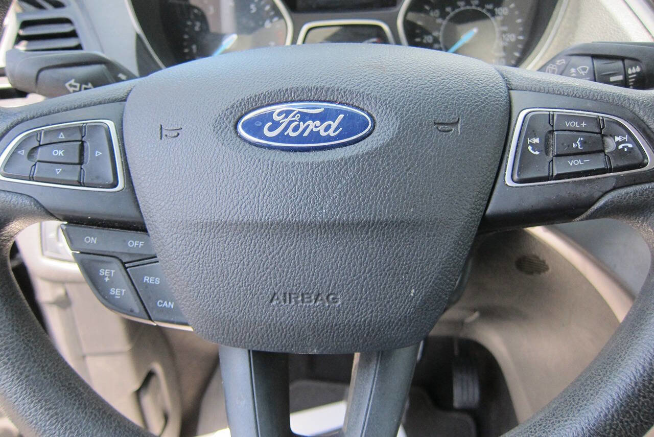 Used 2018 Ford Escape S FWD image 9
