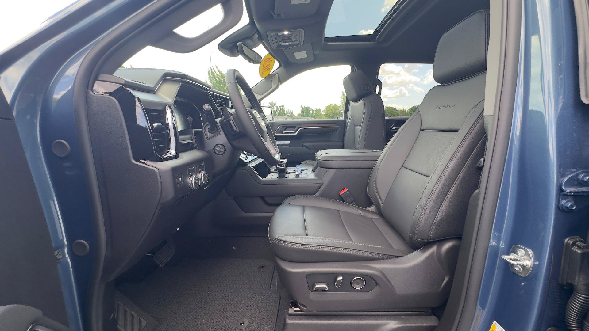 New 2026 GMC Sierra 1500 Denali AWD/4WD image 12