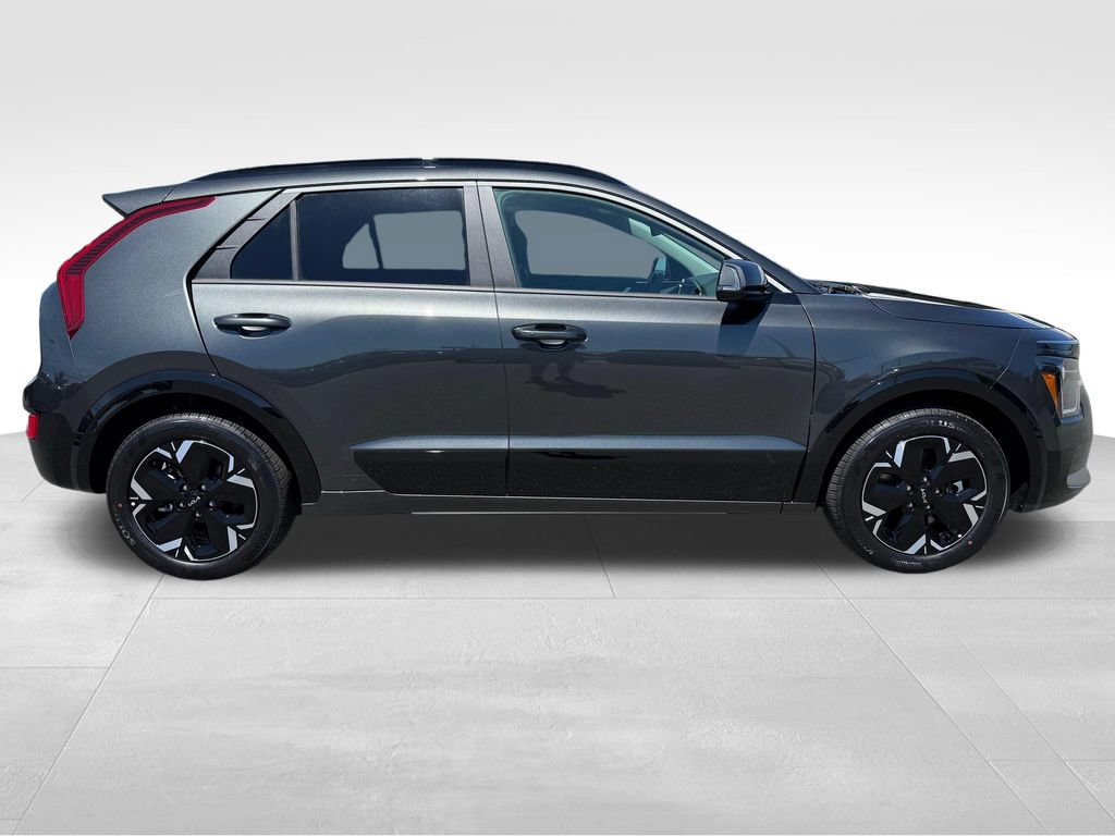 New 2026 Kia Niro Wind w/ Wind Preserve Package FWD image 8