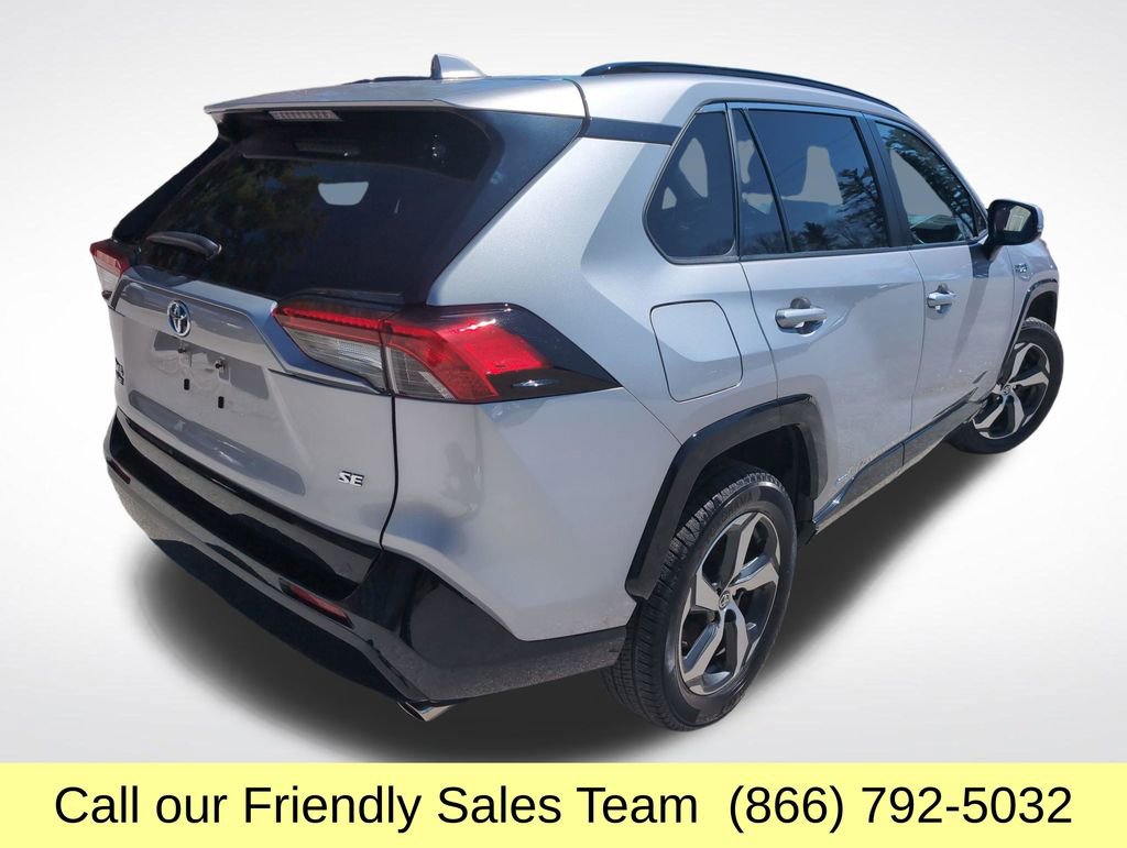 Used 2021 Toyota RAV4 SE image 6