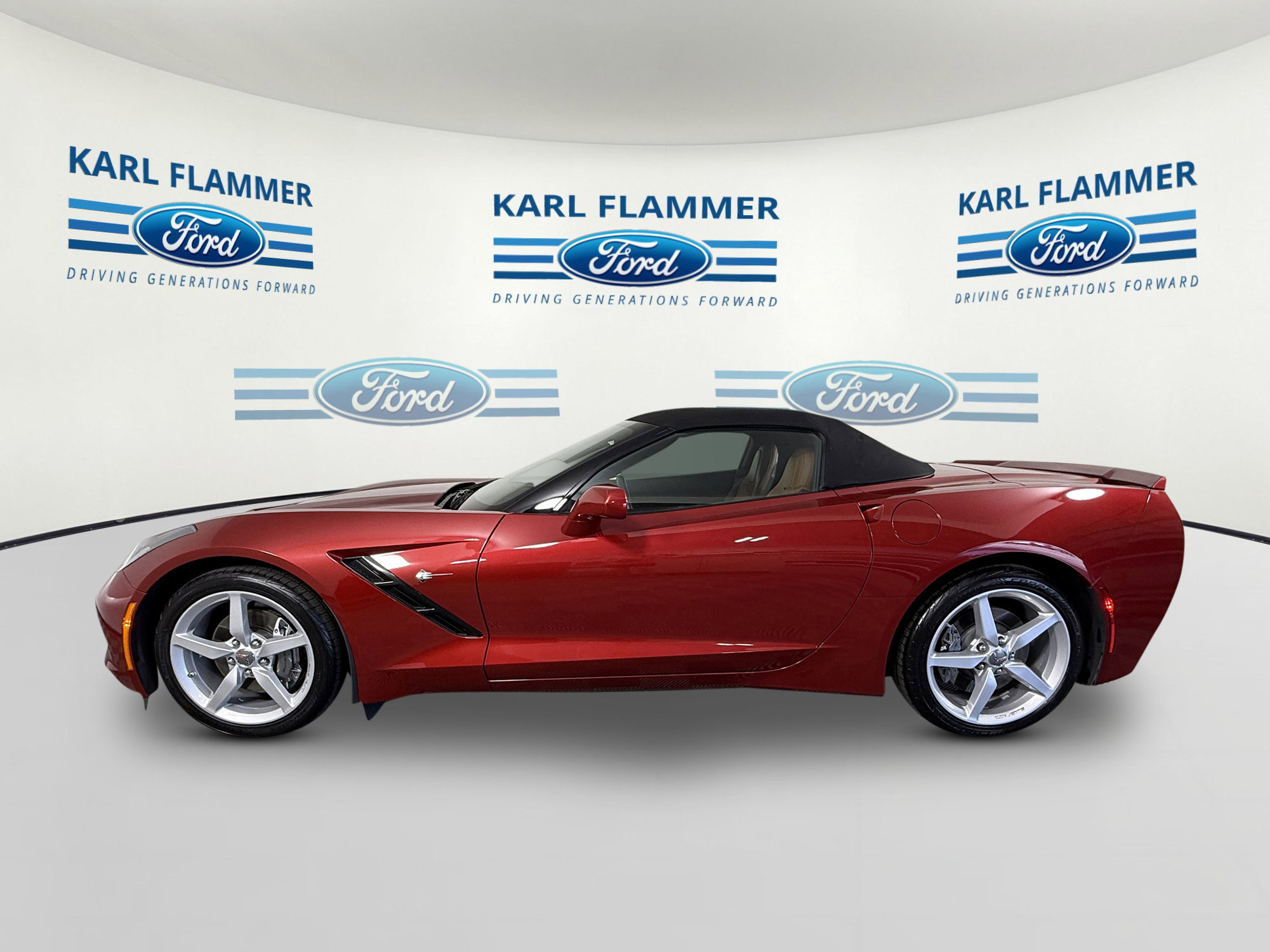 Used 2014 Chevrolet Corvette Stingray Convertible w/ 2LT Preferred Equipment Group RWD image 5
