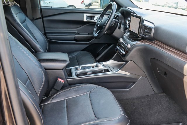 Used 2020 Ford Explorer Limited w/ Class III Trailer Tow Package image 19