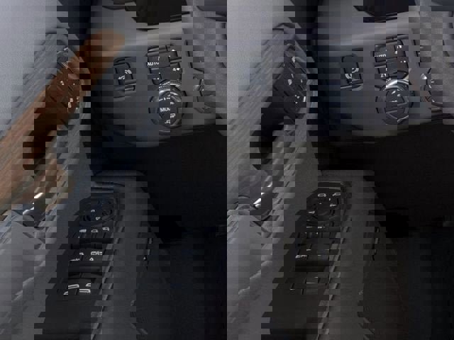 New 2026 GMC Sierra 2500 SLT w/ SLT Premium Package image 22