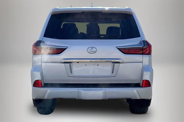 Used 2021 Lexus LX 570 4WD w/ Luxury Package image 4