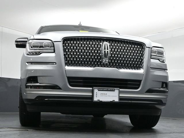 Certified 2023 Lincoln Navigator Reserve AWD/4WD image 40