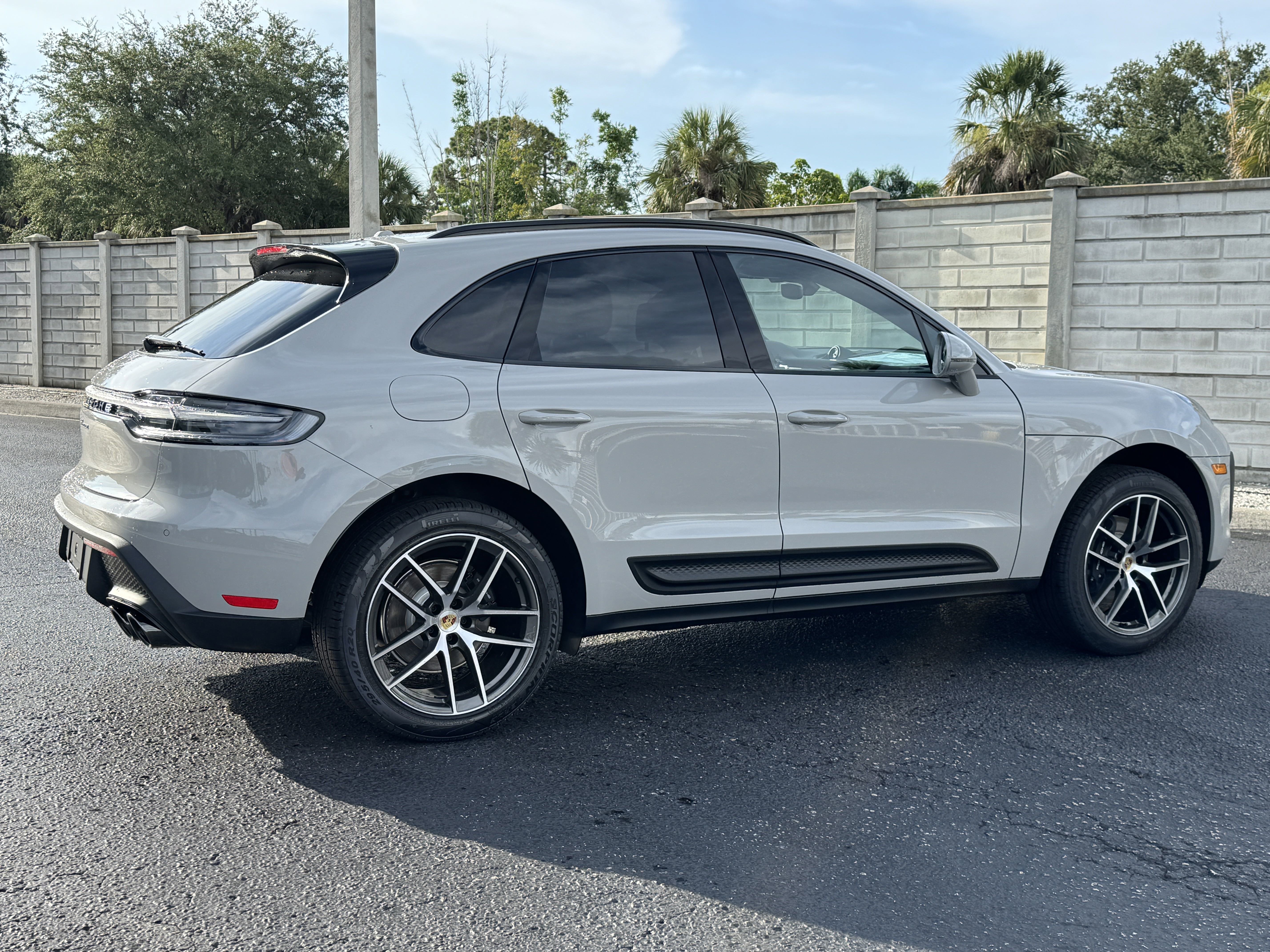 New 2025 Porsche Macan image 7