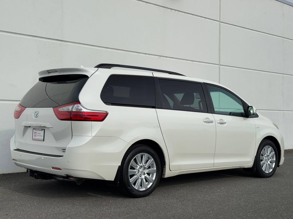 Certified 2017 Toyota Sienna Limited Premium AWD/4WD image 7