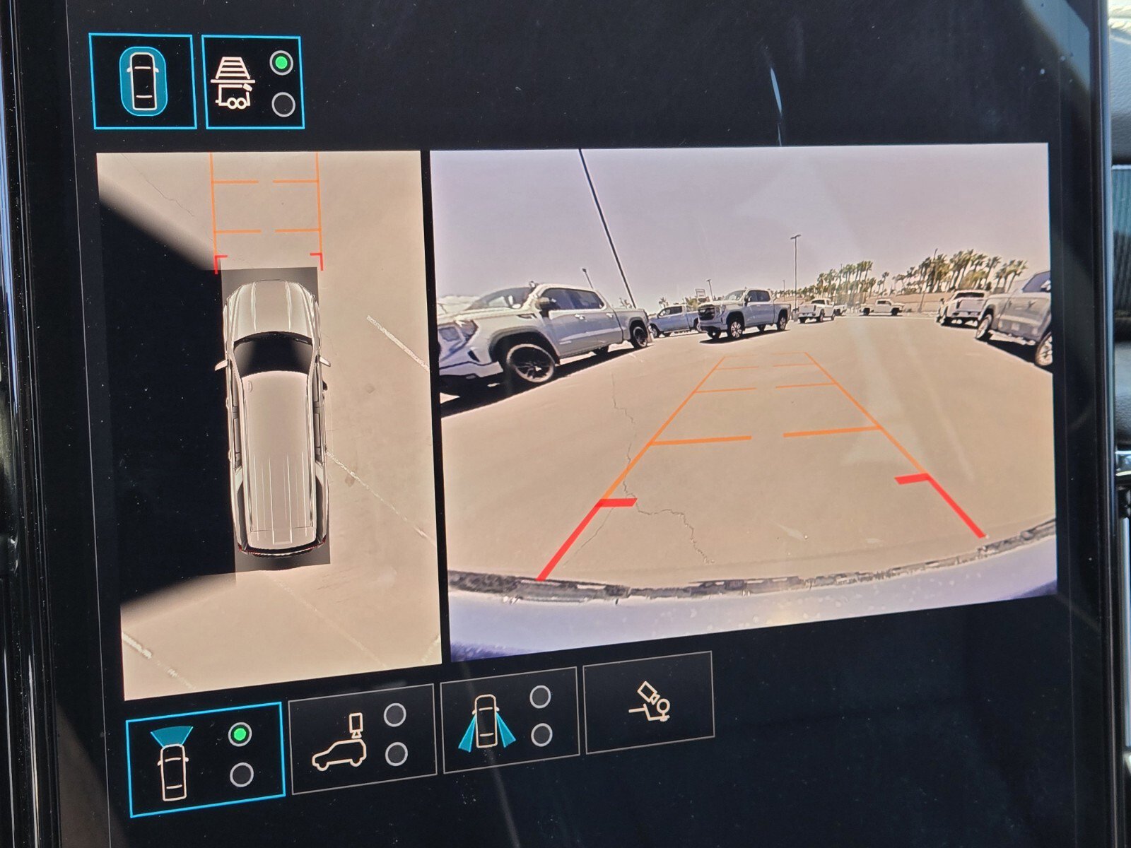 New 2025 GMC Yukon XL Elevation image 14