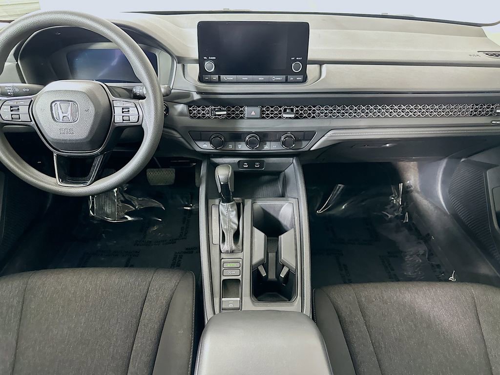 Used 2024 Honda Accord EX image 18