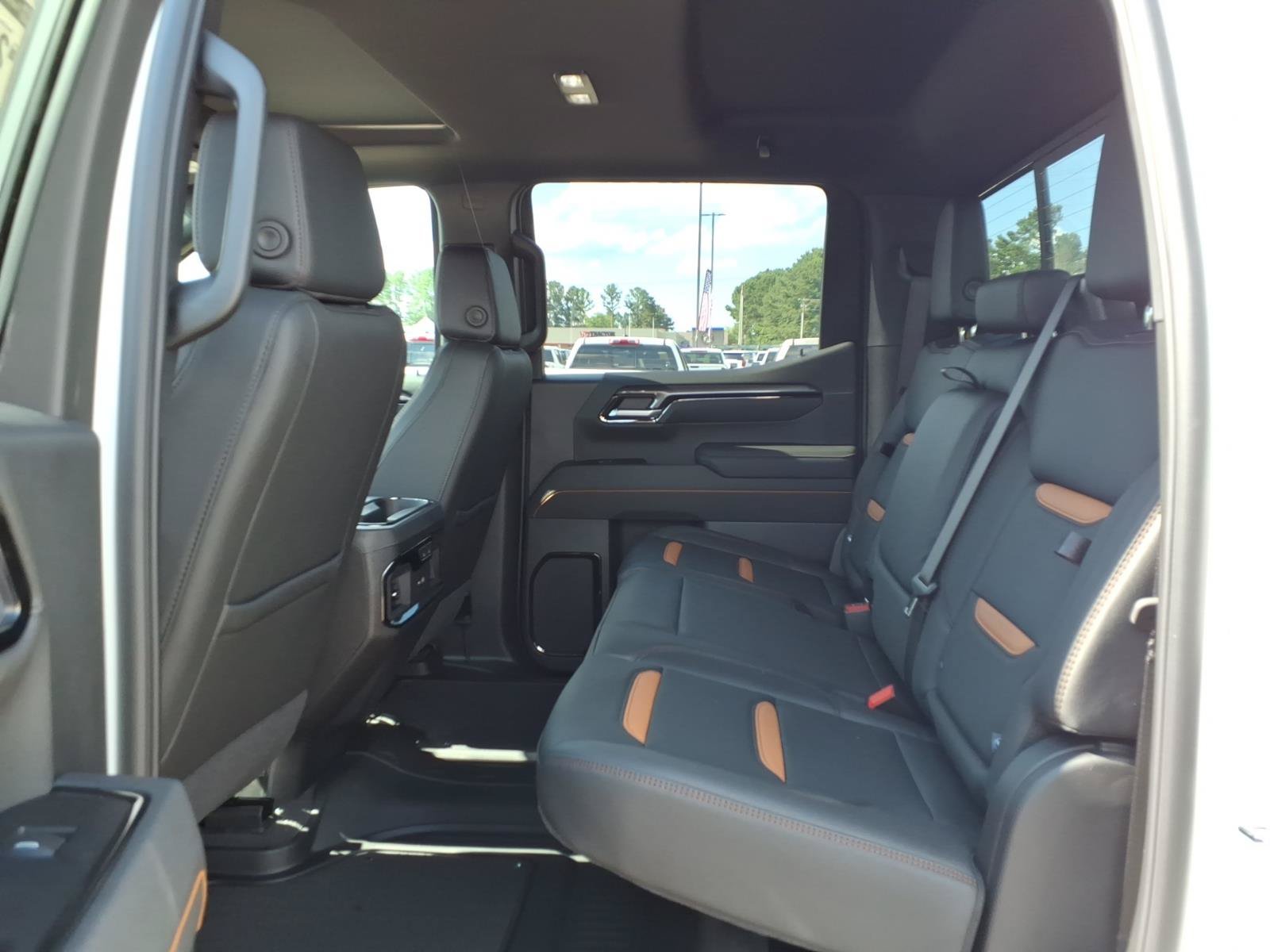 New 2026 GMC Sierra 1500 AT4 w/ AT4 Premium Package AWD/4WD image 21