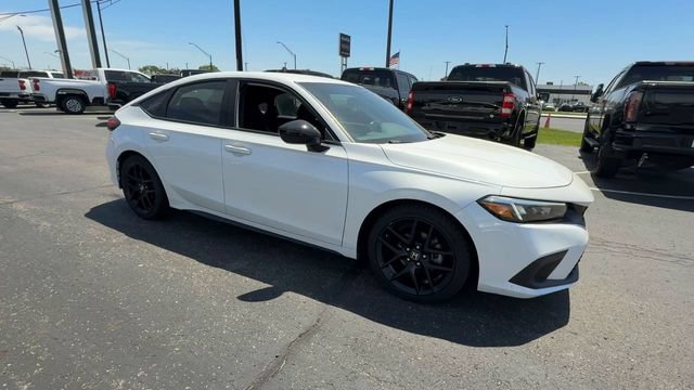 Used 2023 Honda Civic Sport image 2