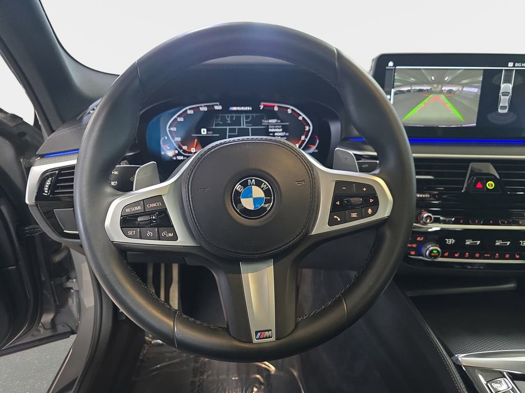 Used 2022 BMW M550i xDrive w/ Dynamic Handling Package AWD/4WD image 18