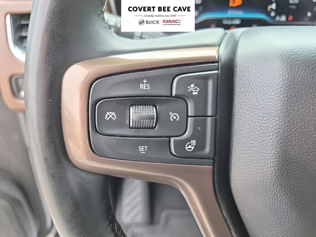 Used 2023 Chevrolet Suburban High Country image 35