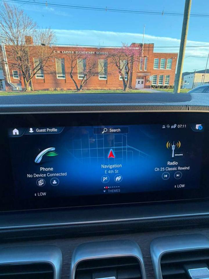Used 2020 Mercedes-Benz GLE 450 4MATIC image 33