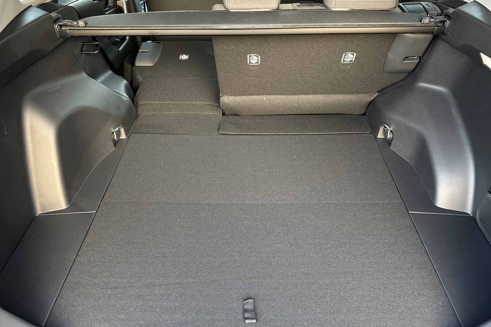 New 2025 Toyota RAV4 LE image 17