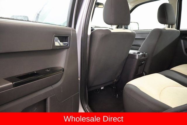 Used 2008 MAZDA Tribute i Sport image 21