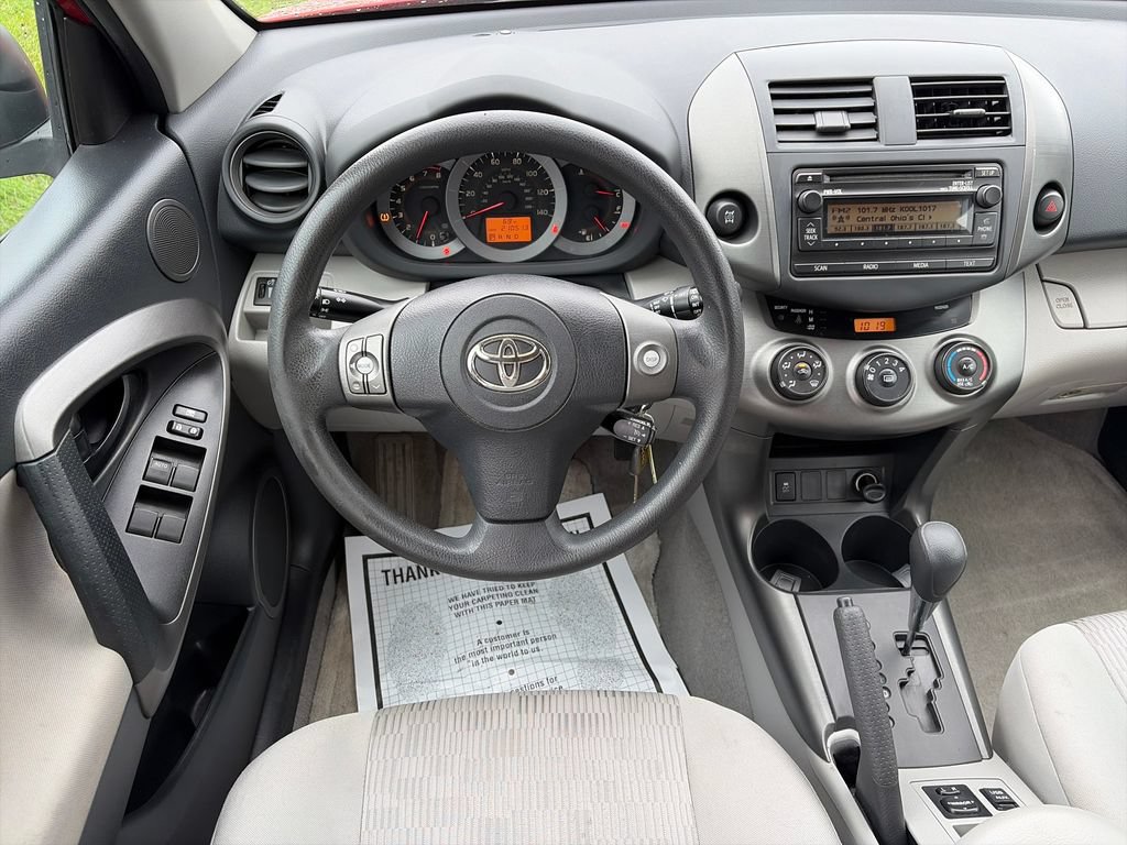 Used 2012 Toyota RAV4 4WD w/ Value Pkg image 9